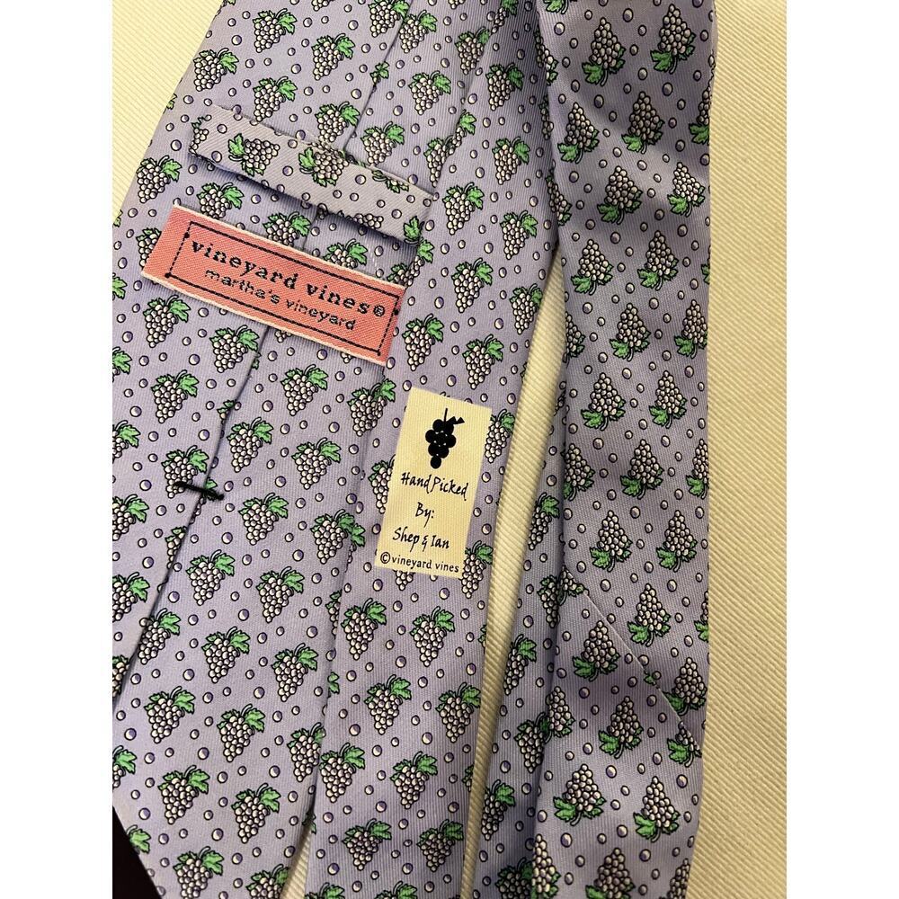 Vineyard Vines Tie - Picture 3 of 3